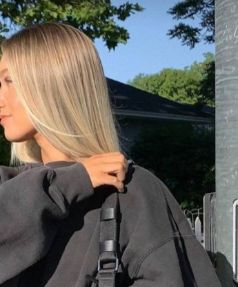 Страстная и игривая девушка с огненными волосами приглашает в гости состоятельного джентльмена для интимных утех. Я позабочусь о твоем комфорте и удовлетворении! 10271, 25 лет